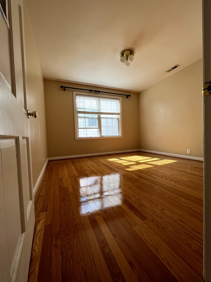Momeno residence hardwood floor after recoating by ReCoat Revolution