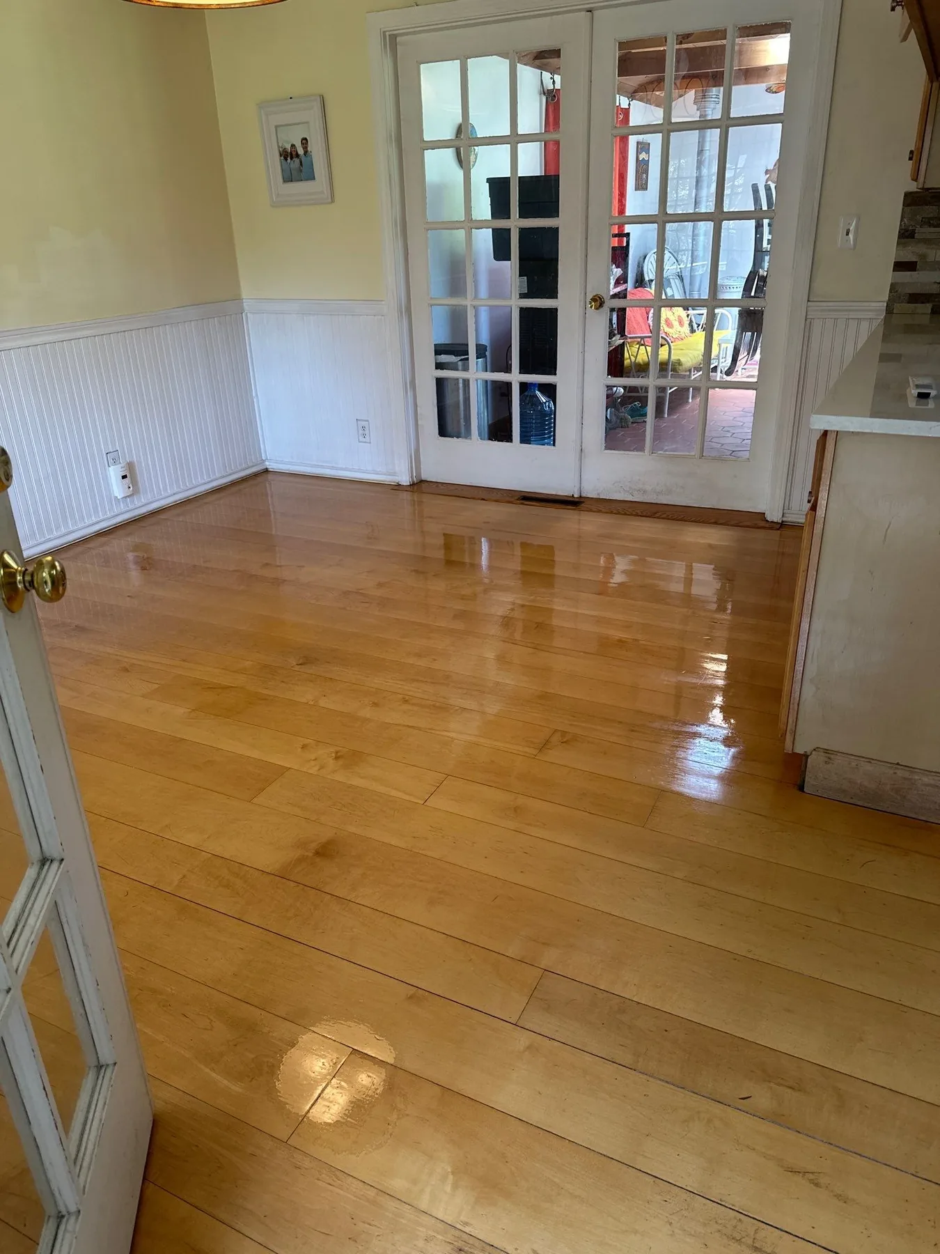Merrimack Valley: Mudroom – after ReCoat Revolution refinishing