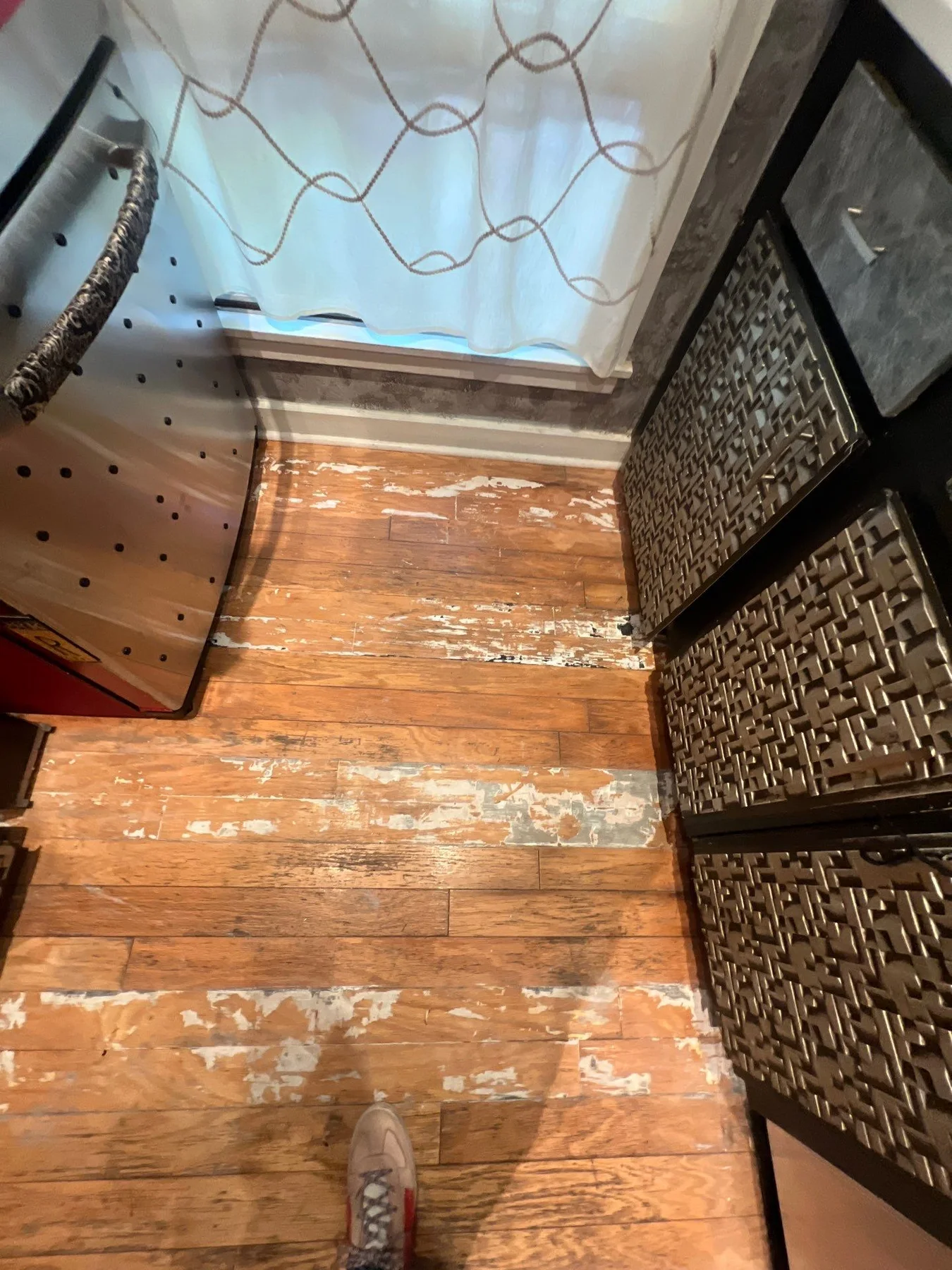 Nashville: Kitchen – before refinishing