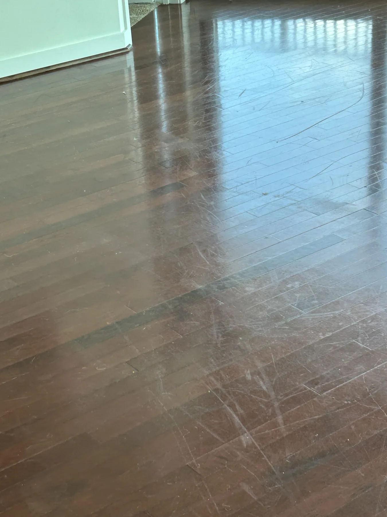 North Atlanta: Living Room – before refinishing