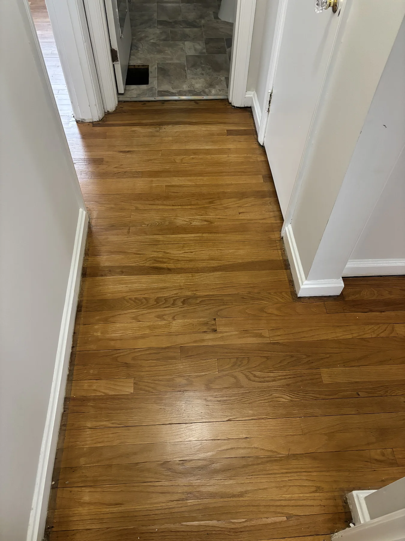 West Cincinnati: Hallway – after ReCoat Revolution refinishing