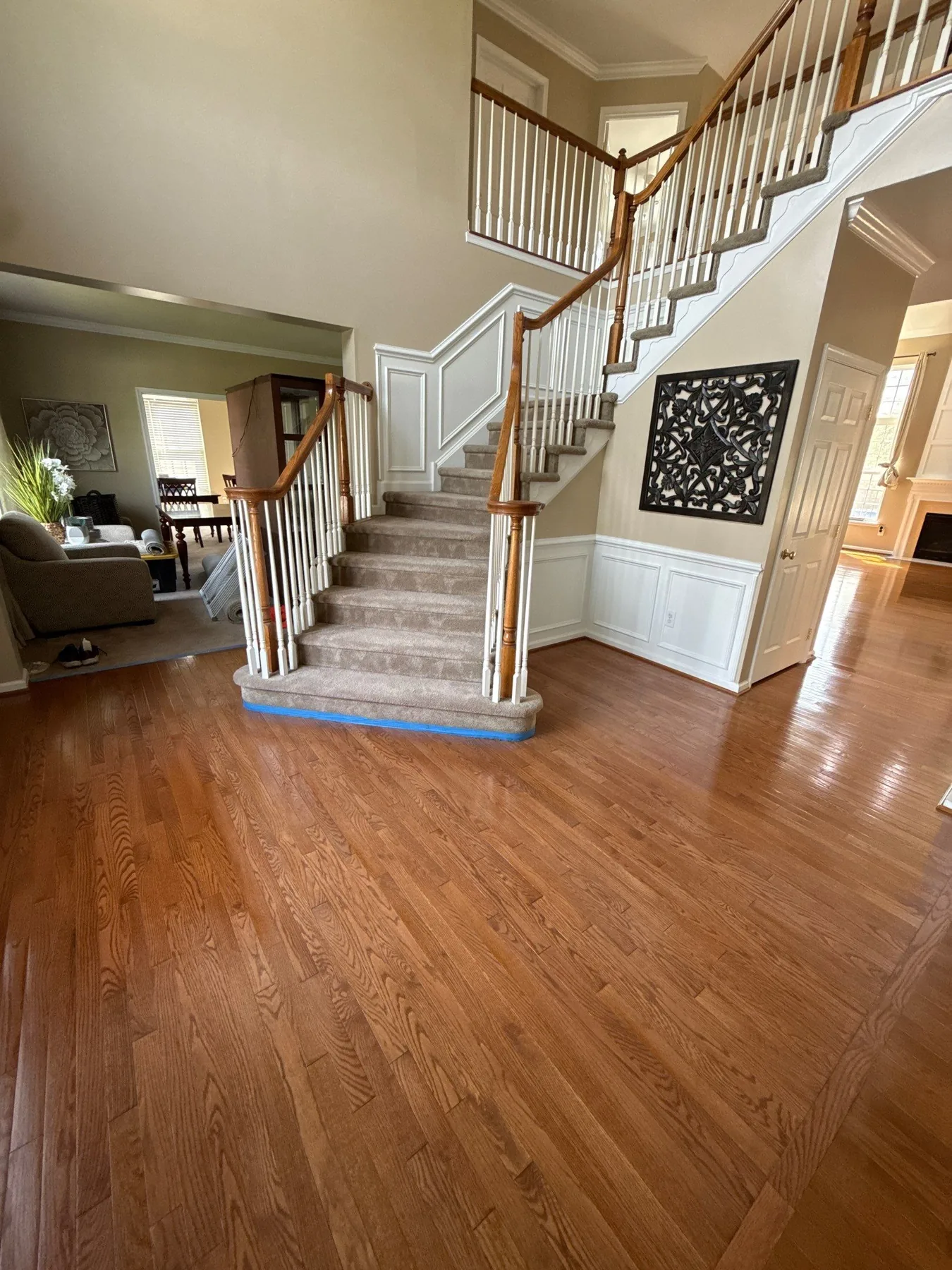 Wilmington: Foyer – after ReCoat Revolution refinishing
