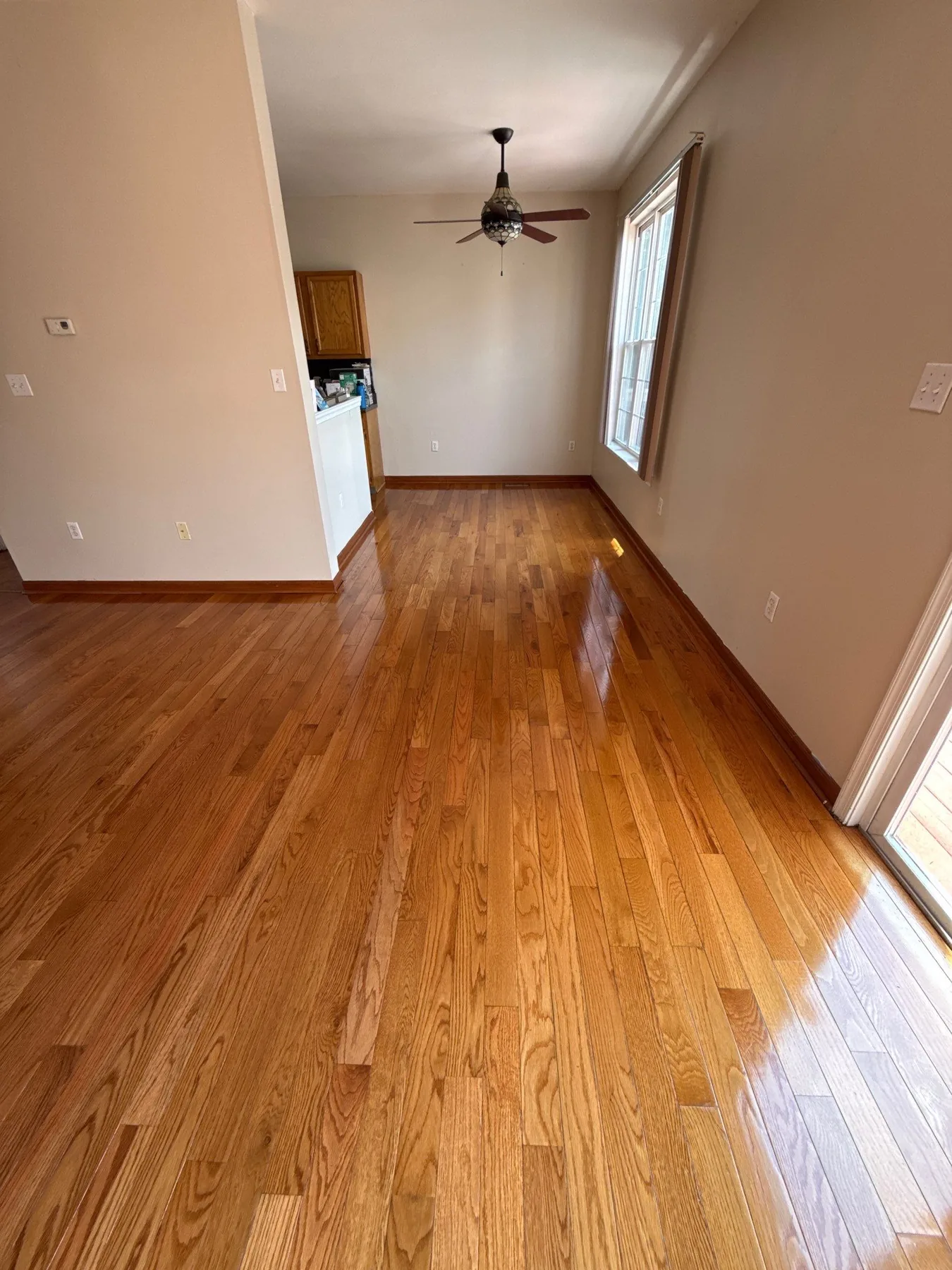 Wilmington: Living Room – after ReCoat Revolution refinishing