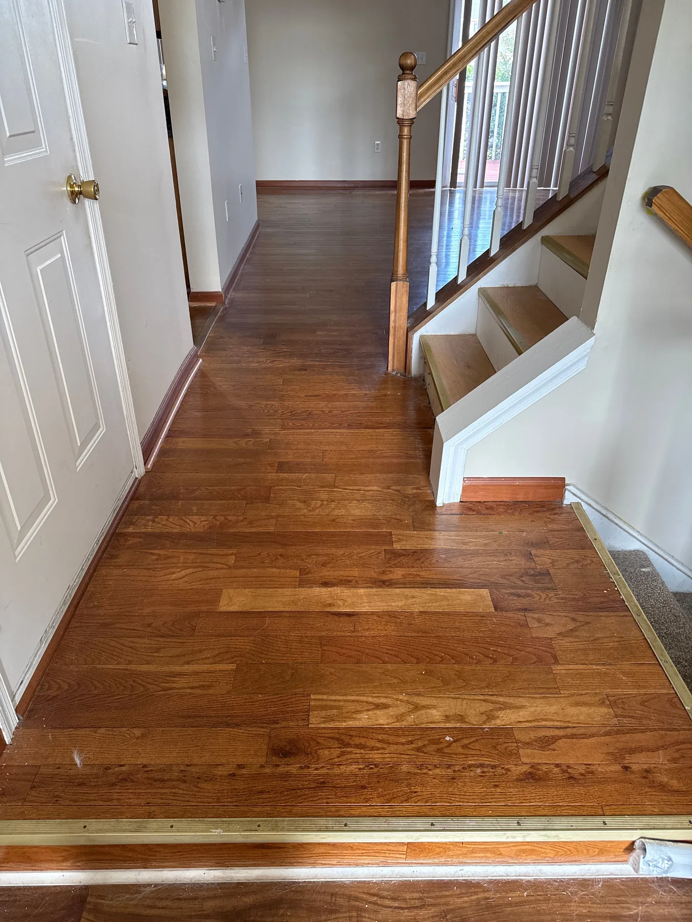 Wilmington: Stairwell – before refinishing